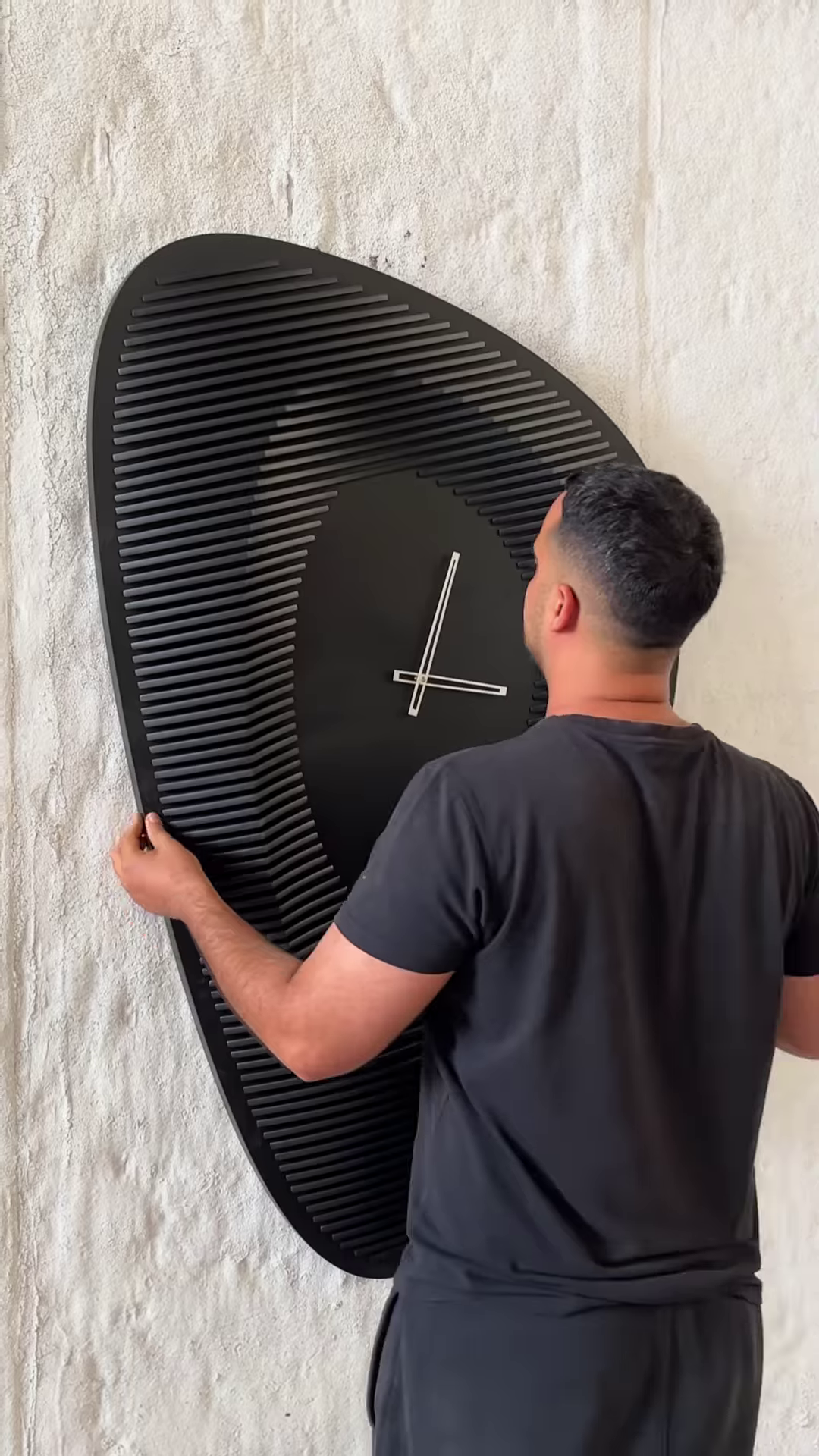 Timeless Elegance ⏰🖤 Modern Wall Clock That Makes a Statement
