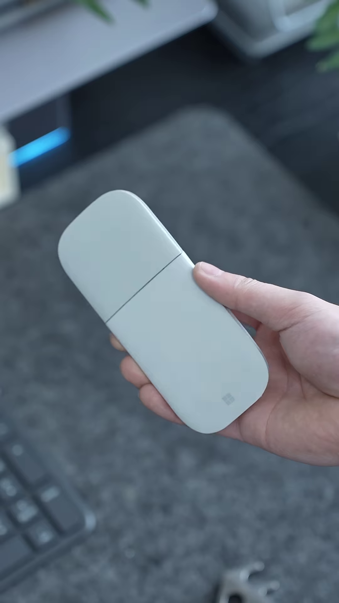 Ultra-Slim Ergonomic Wireless Mouse with Dual-Mode Connectivity and Silent-Click Technology